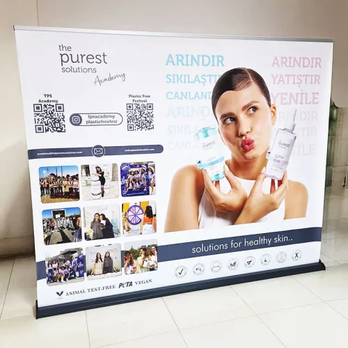 Roll Up Banner